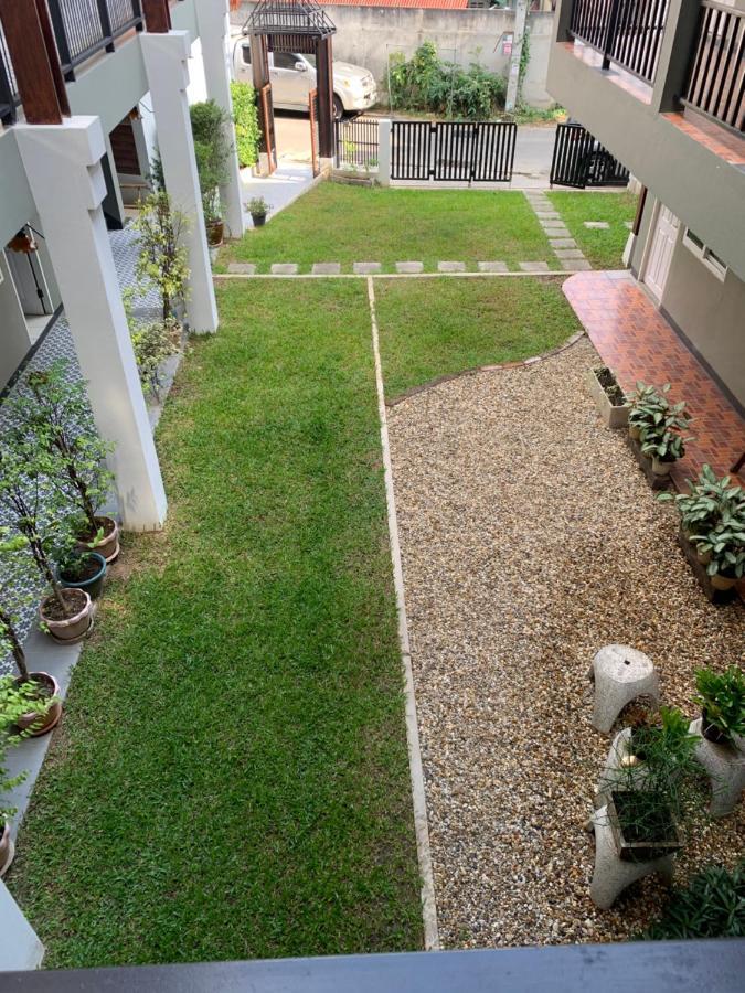 Hotel Chada House Chiang Mai Exterior foto